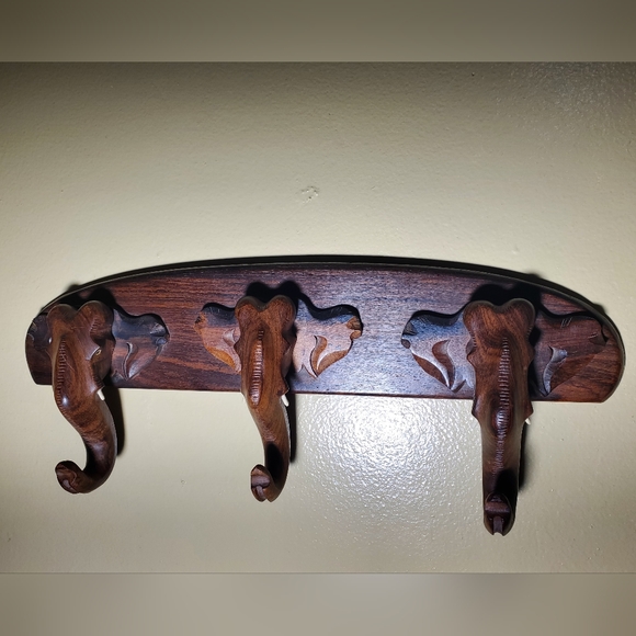 Vintage Handcarved 3 Elephant Coat, Purse or Other Item Hangers - Picture 1 of 10